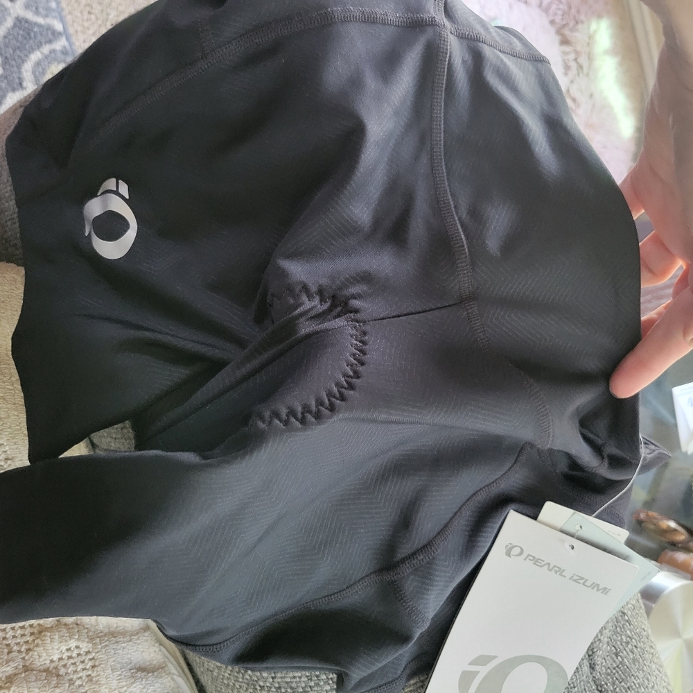 Womens Pearl Izumi padded bike shorts